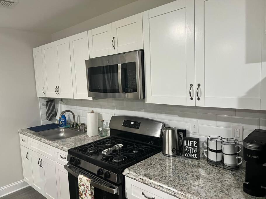 Luxury **Cozy• 2 Bedroom 2 Min. From Ewr / Newark Downtown المظهر الخارجي الصورة